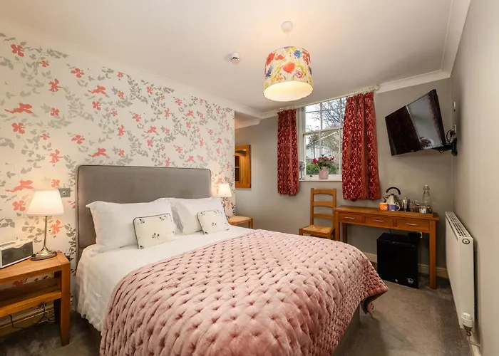 The Hare And Hounds, Inn