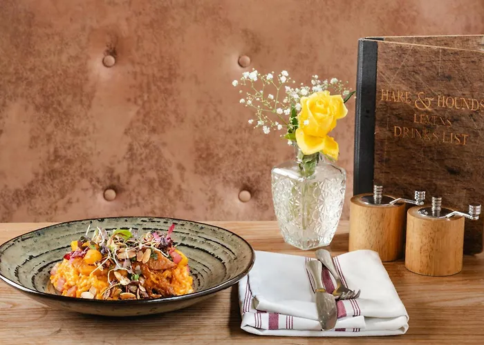 The Hare And Hounds, Levens