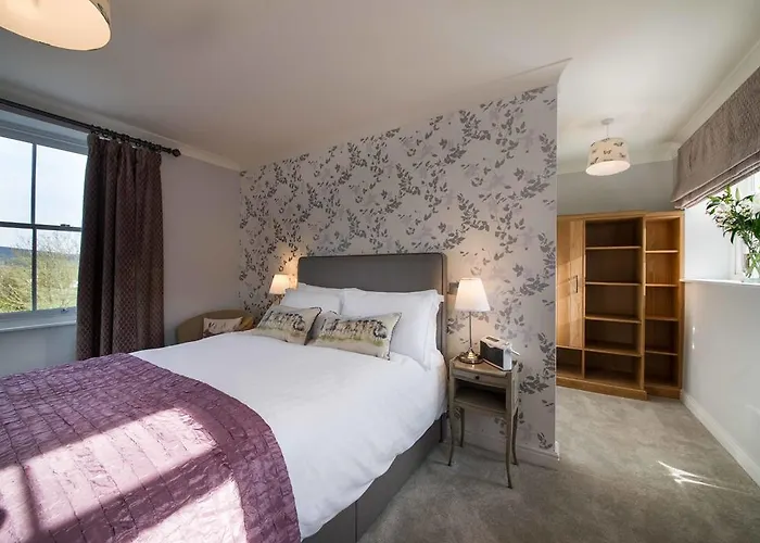 The Hare And Hounds, Levens