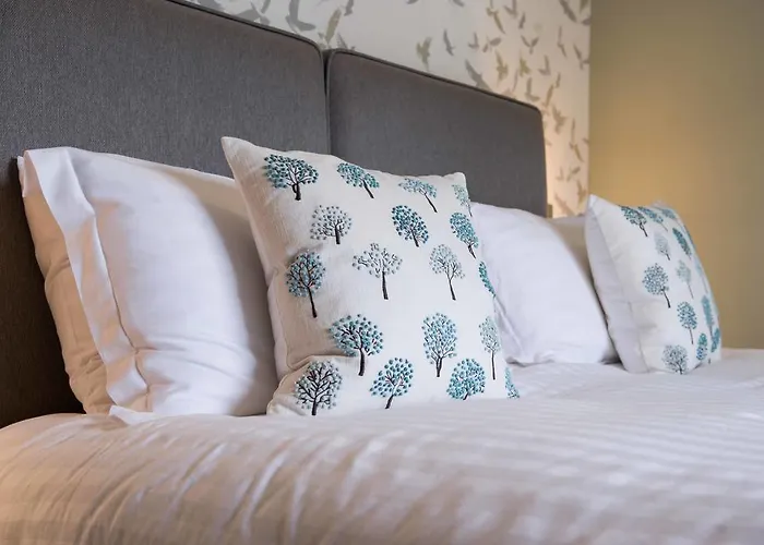 The Hare And Hounds, Levens