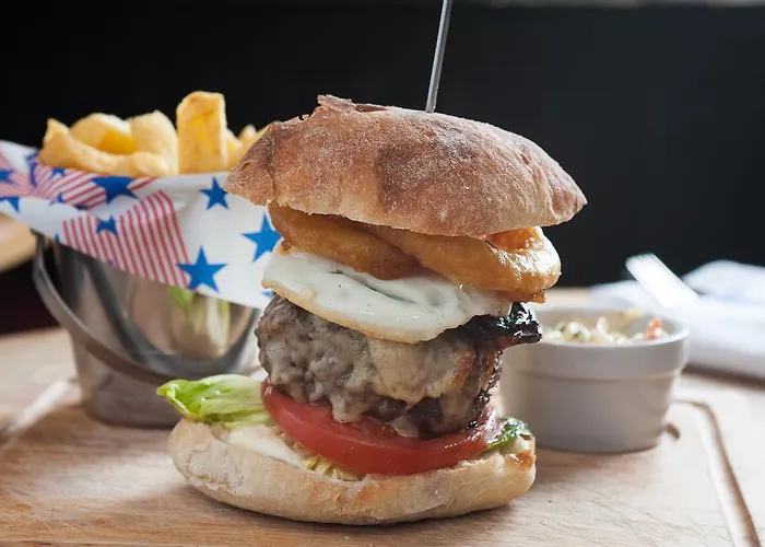 The Hare And Hounds, Inn 4*