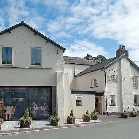 Inn The Hare And Hounds, Levens