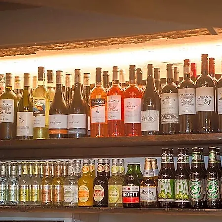 The Hare And Hounds, Inn