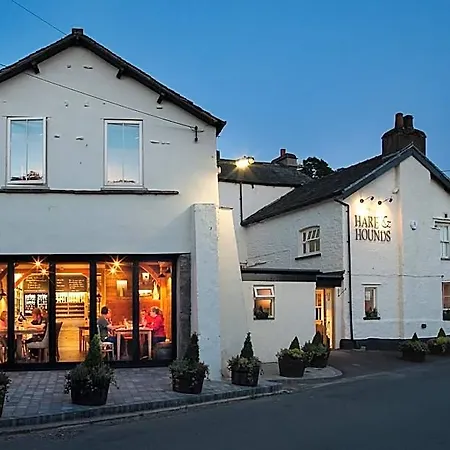 The Hare And Hounds, Inn 4*