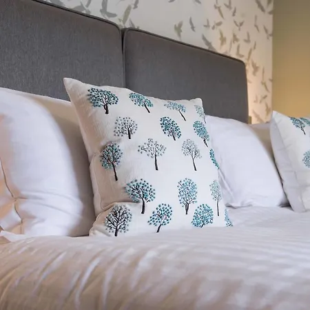 The Hare And Hounds, Levens