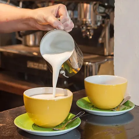 イン The Hare And Hounds,