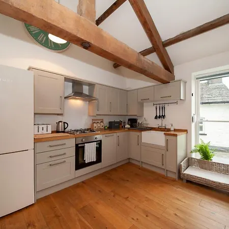 The Hare And Hounds, Värdshus 4*